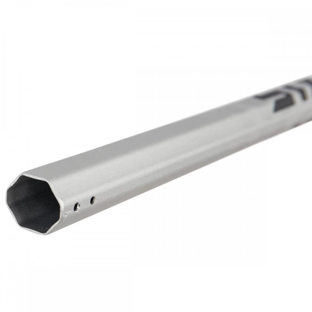 STX 7000 Attack/Midfield Lacrosse Shaft - Image 4